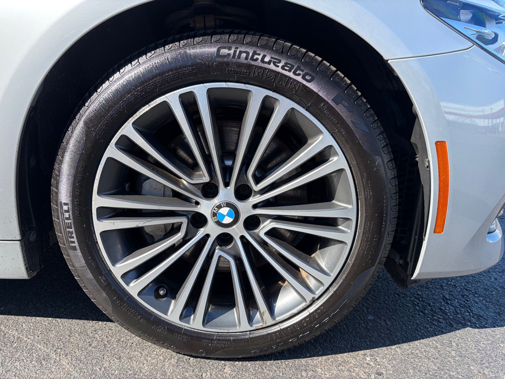 2019 BMW 5 Series Image 39