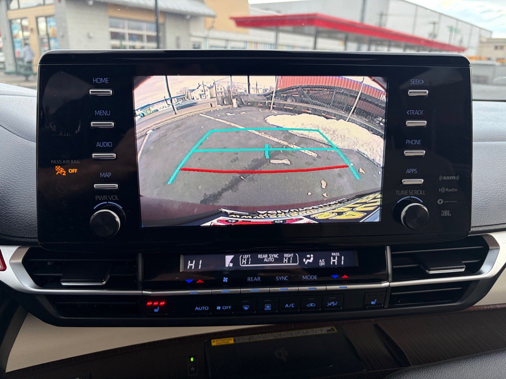 2021 Toyota Sienna Image 25