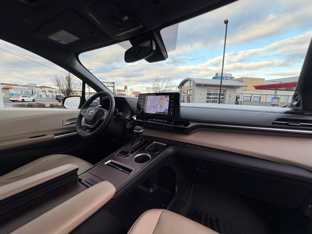 2021 Toyota Sienna Image 37