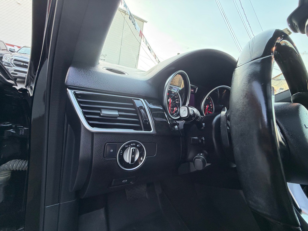 2018 Mercedes-Benz GLE-Class Image 20