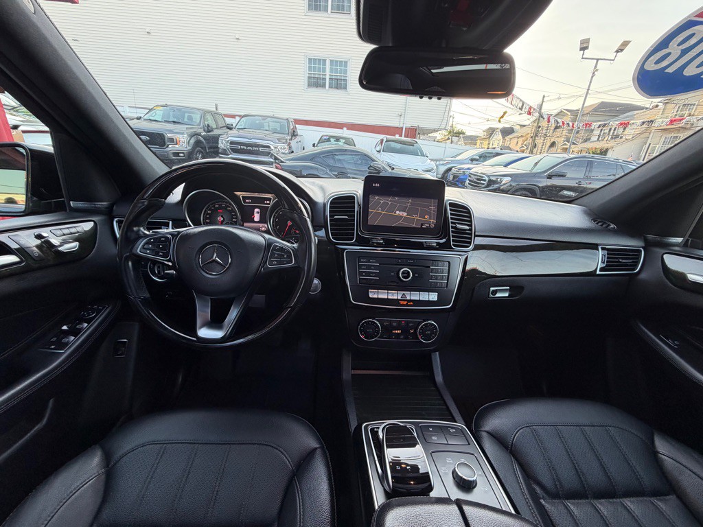 2018 Mercedes-Benz GLE-Class Image 21