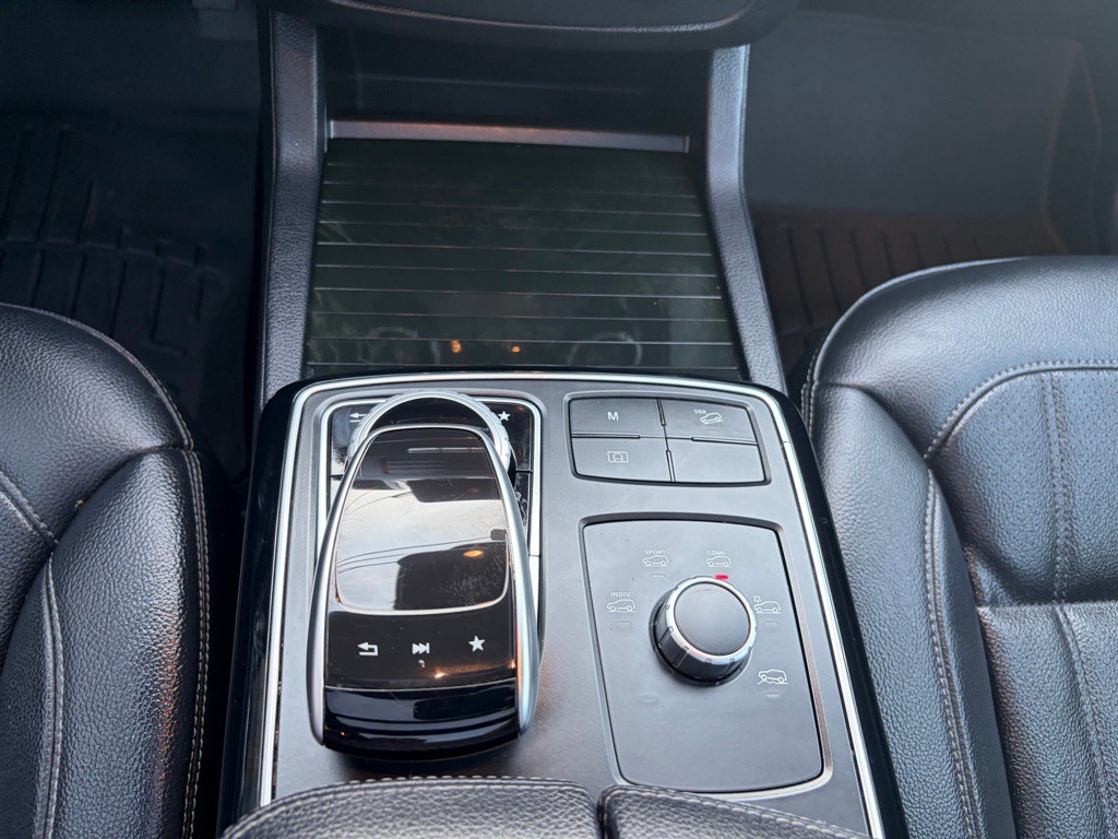 2018 Mercedes-Benz GLE-Class Image 25