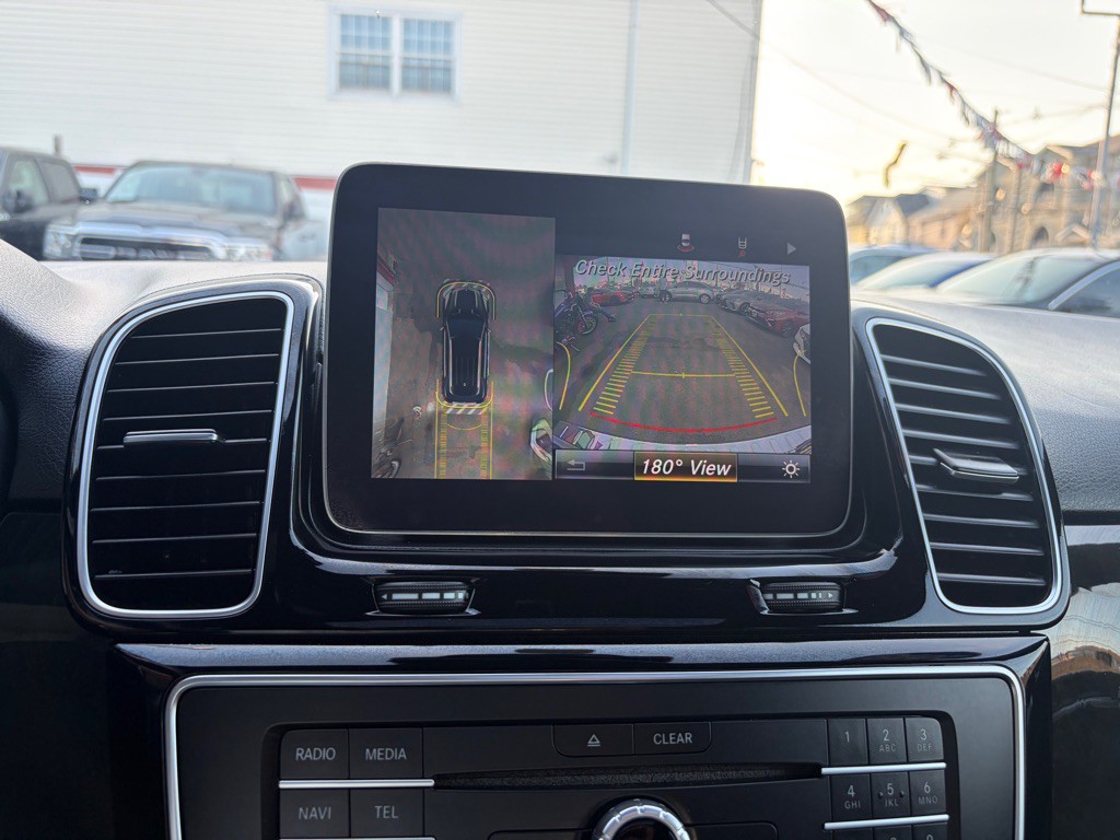 2018 Mercedes-Benz GLE-Class Image 28
