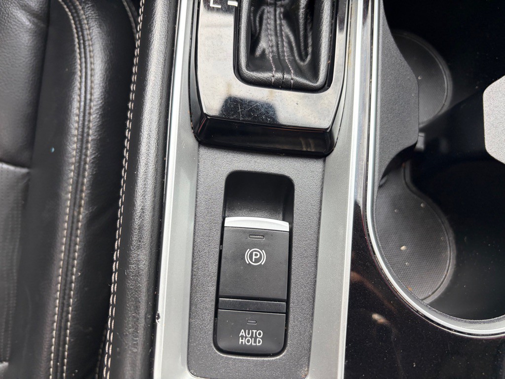 2021 Nissan Altima Image 21