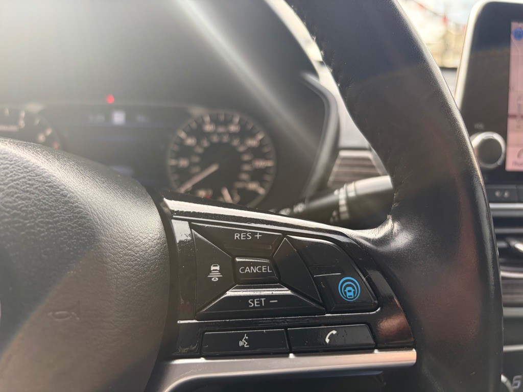 2021 Nissan Altima Image 23