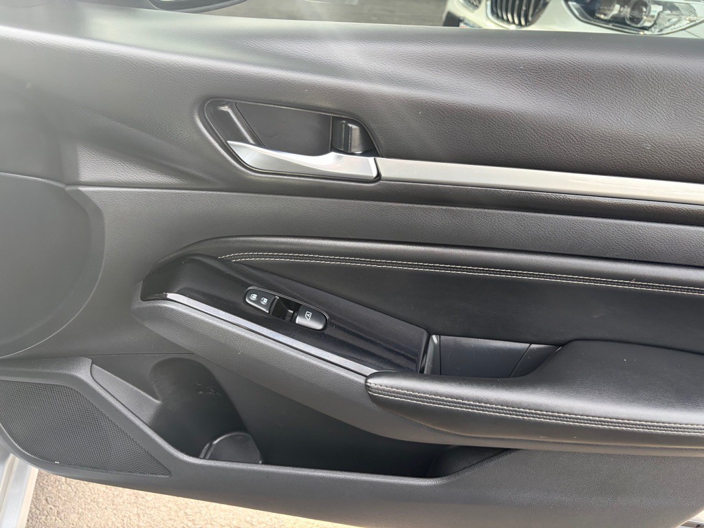 2021 Nissan Altima Image 28