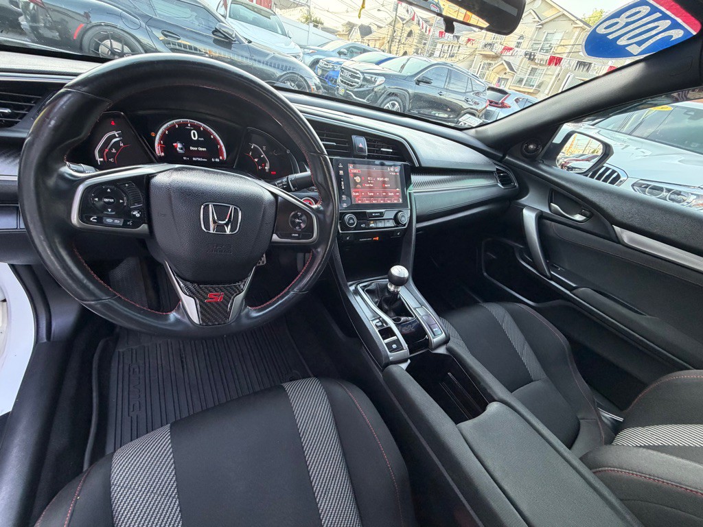 2018 Honda Civic Image 18
