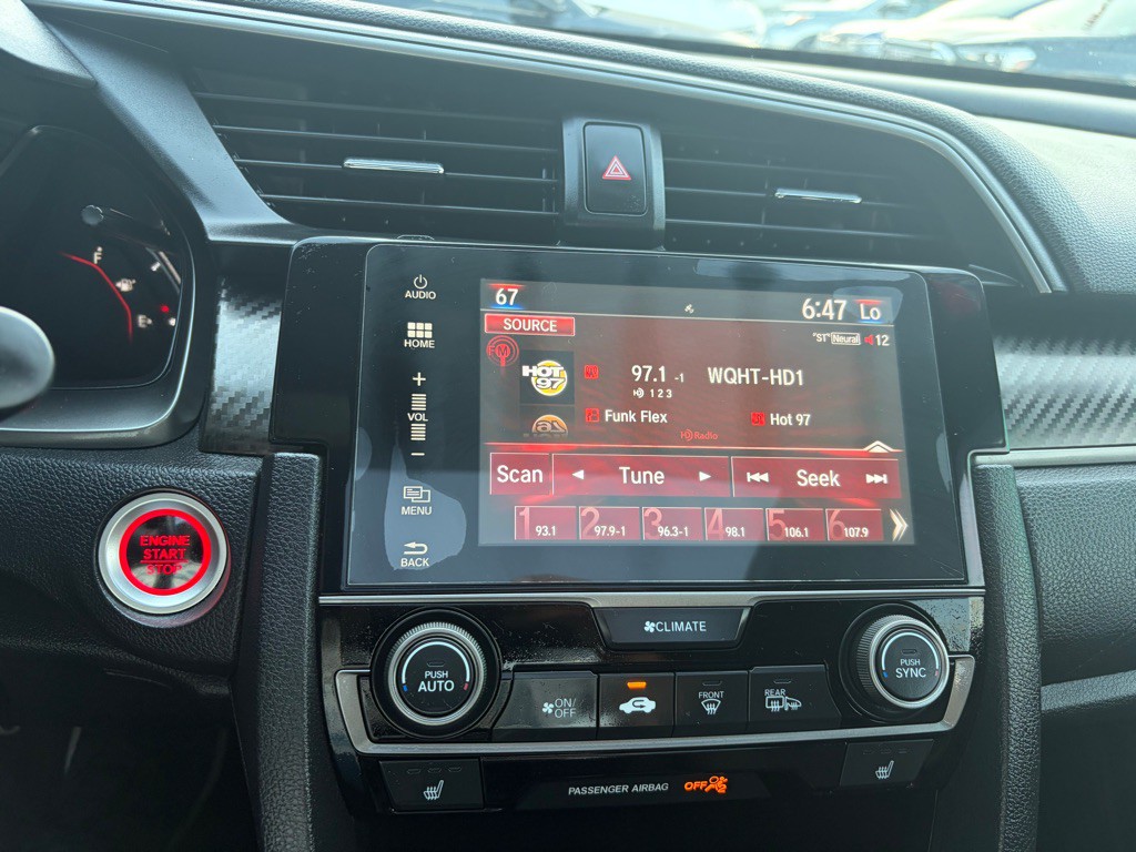 2018 Honda Civic Image 22