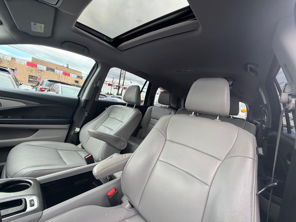 2018 Honda Pilot Image 14