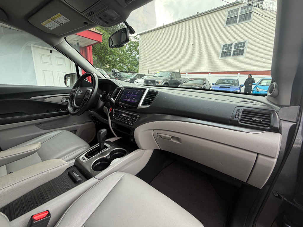 2018 Honda Pilot Image 30