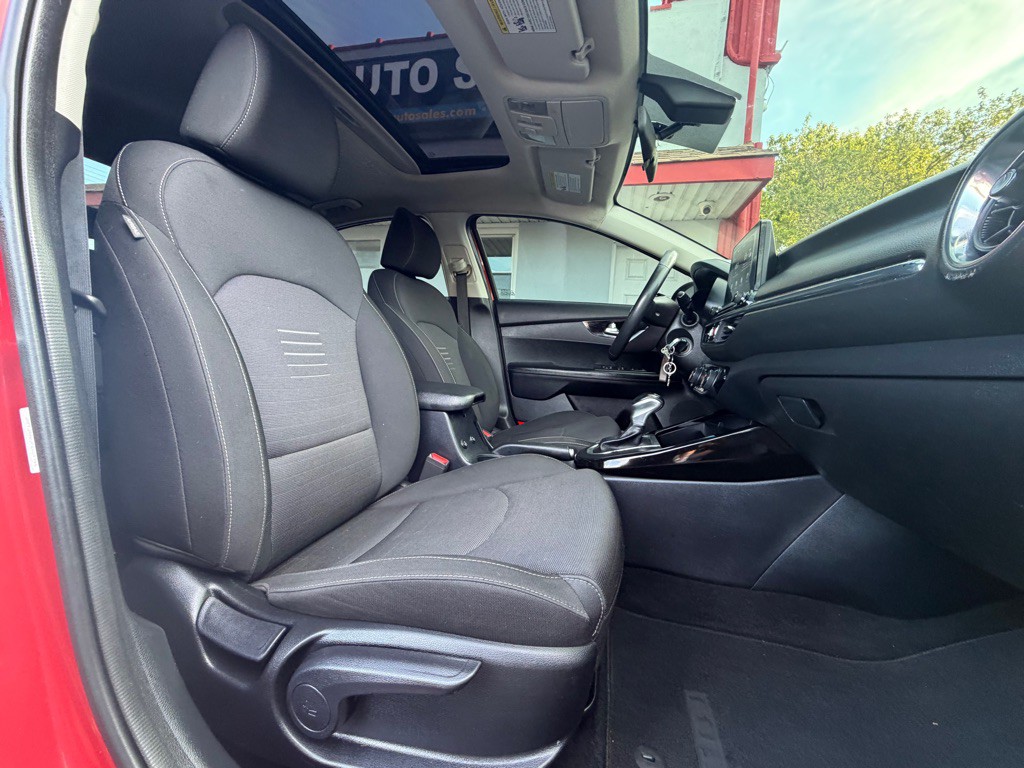 2019 Kia Forte Image 28