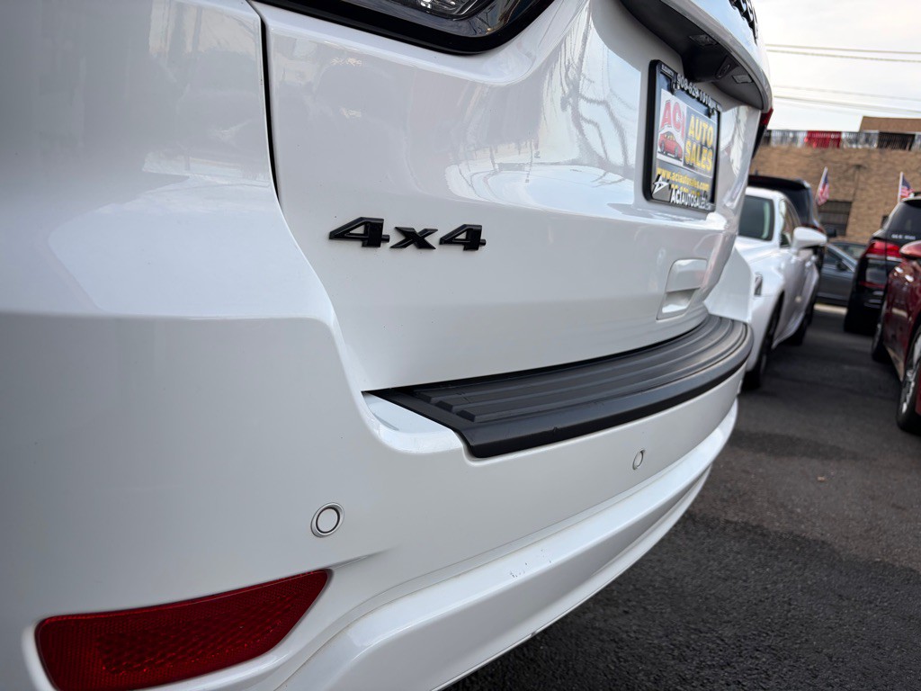 2021 Jeep Grand Cherokee Image 11
