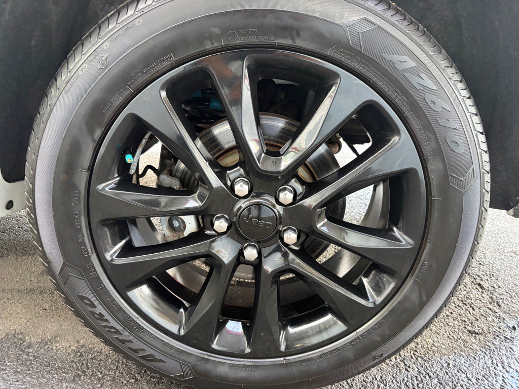 2021 Jeep Grand Cherokee Image 32