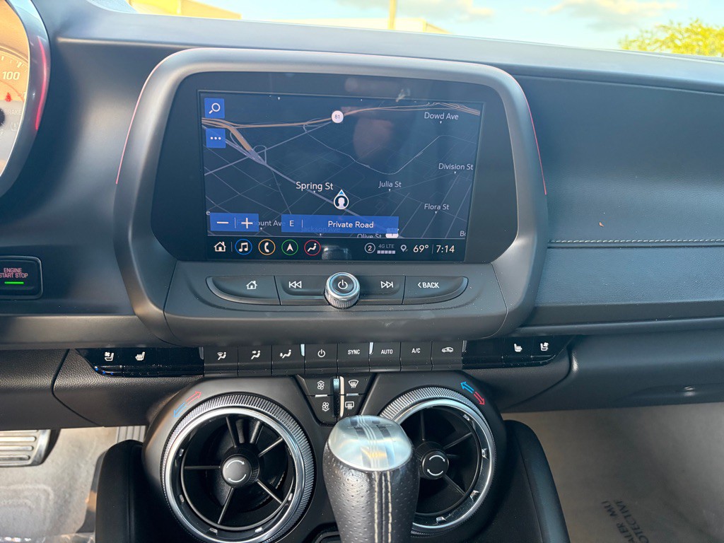 2023 Chevrolet Camaro Image 20