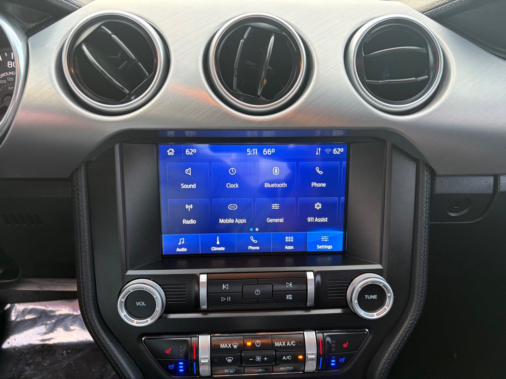 2022 Ford Mustang Image 22