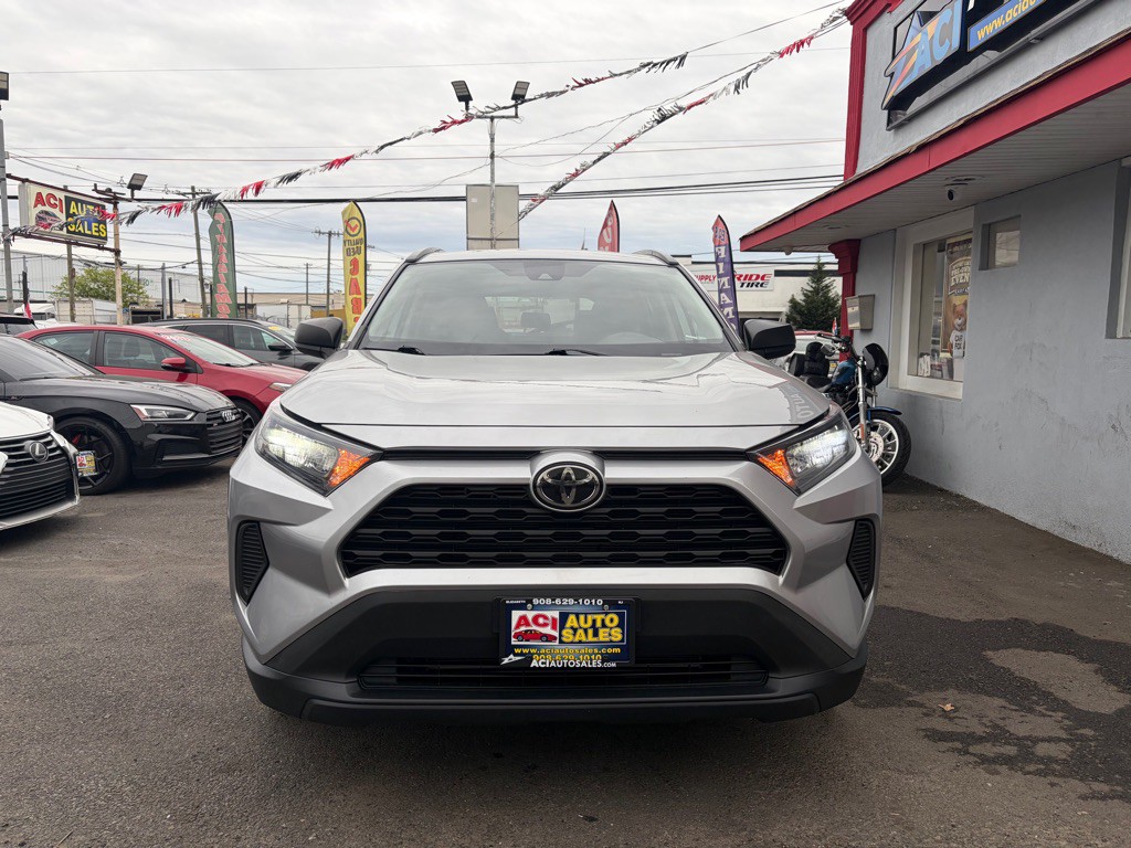 2020 Toyota Rav4 Image 2