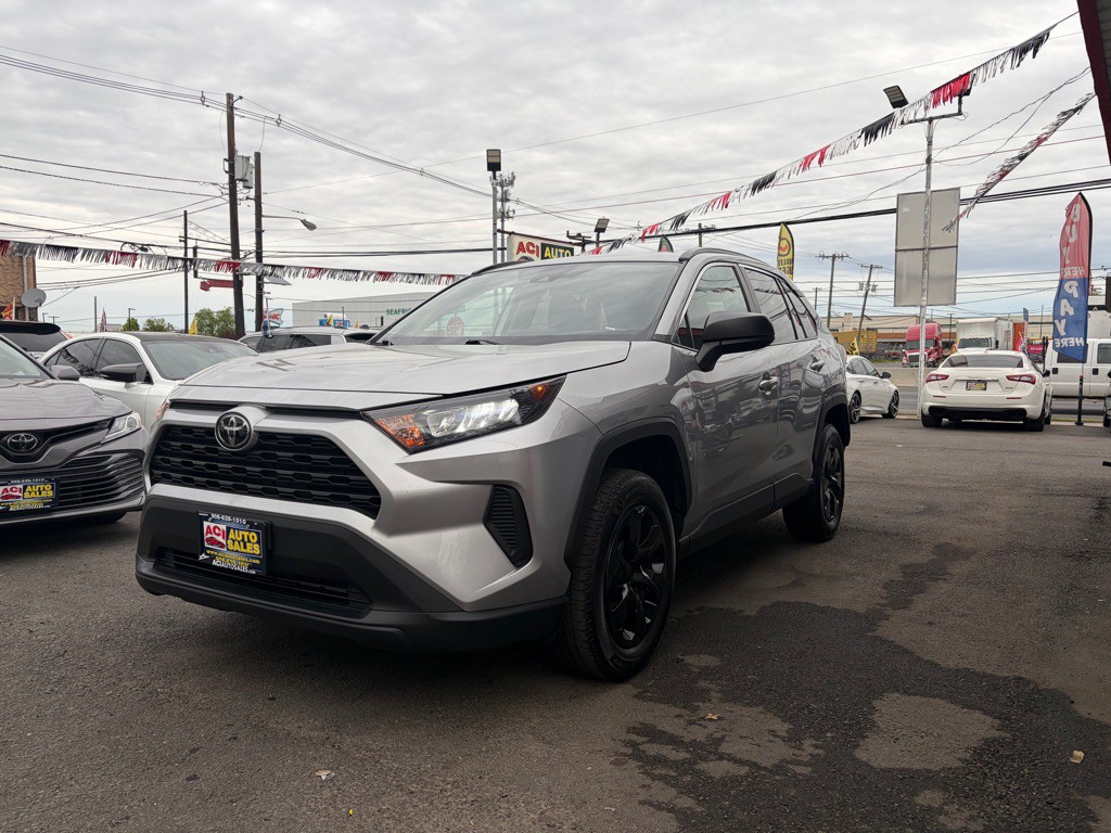 2020 Toyota Rav4 Image 3