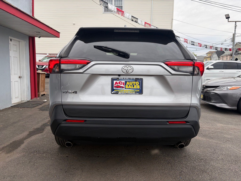 2020 Toyota Rav4 Image 6