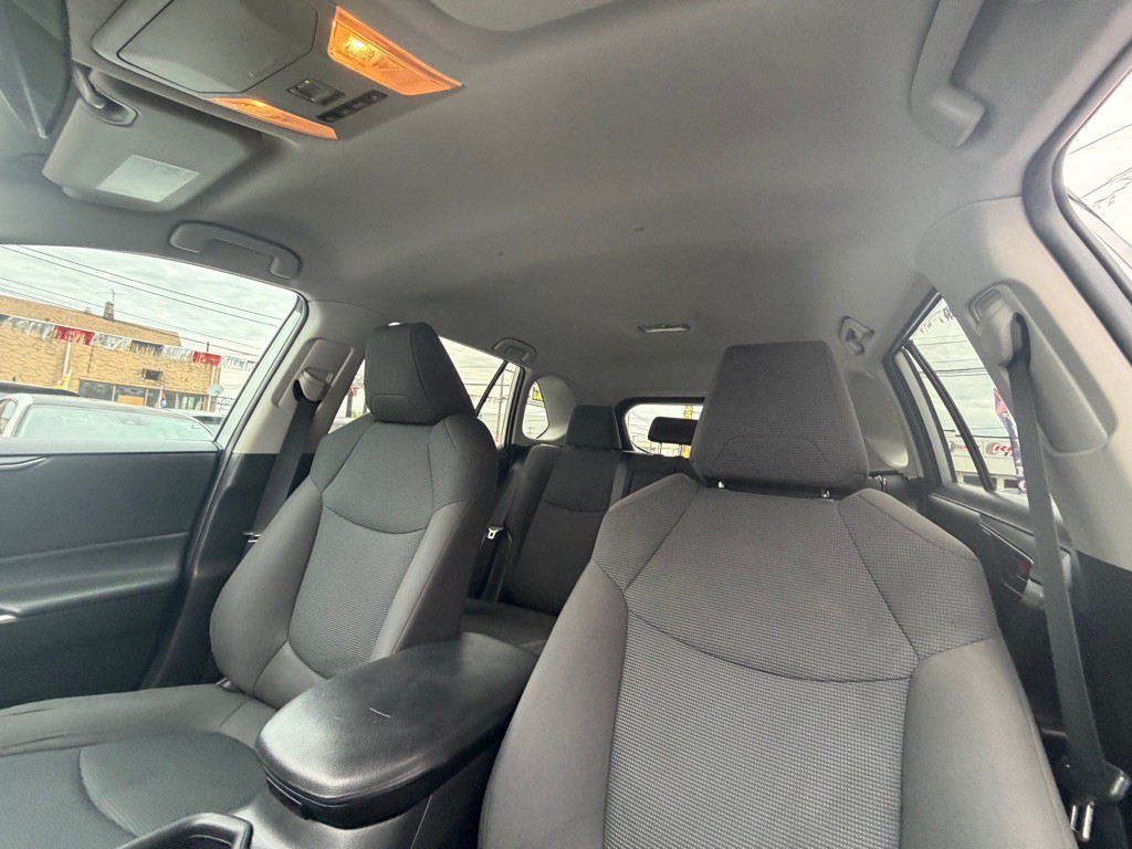 2020 Toyota Rav4 Image 12