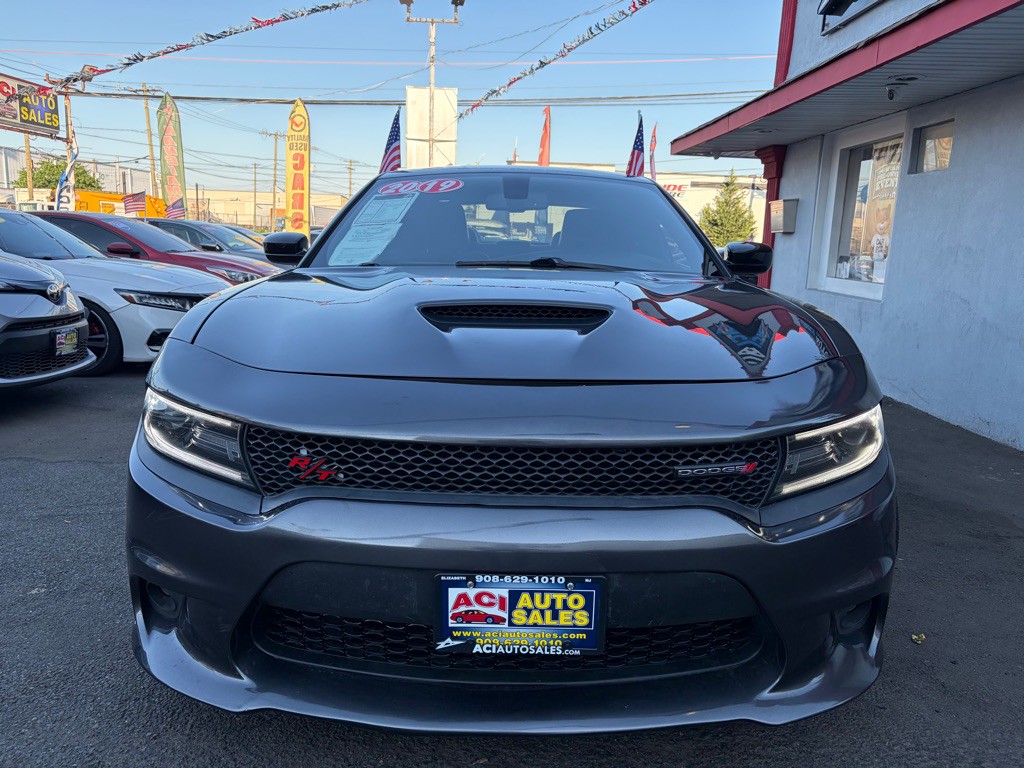 2019 Dodge Charger Image 2