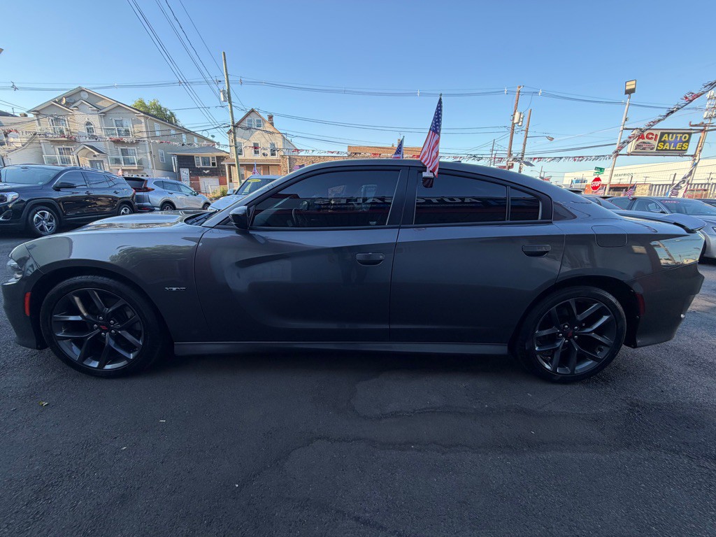 2019 Dodge Charger Image 4