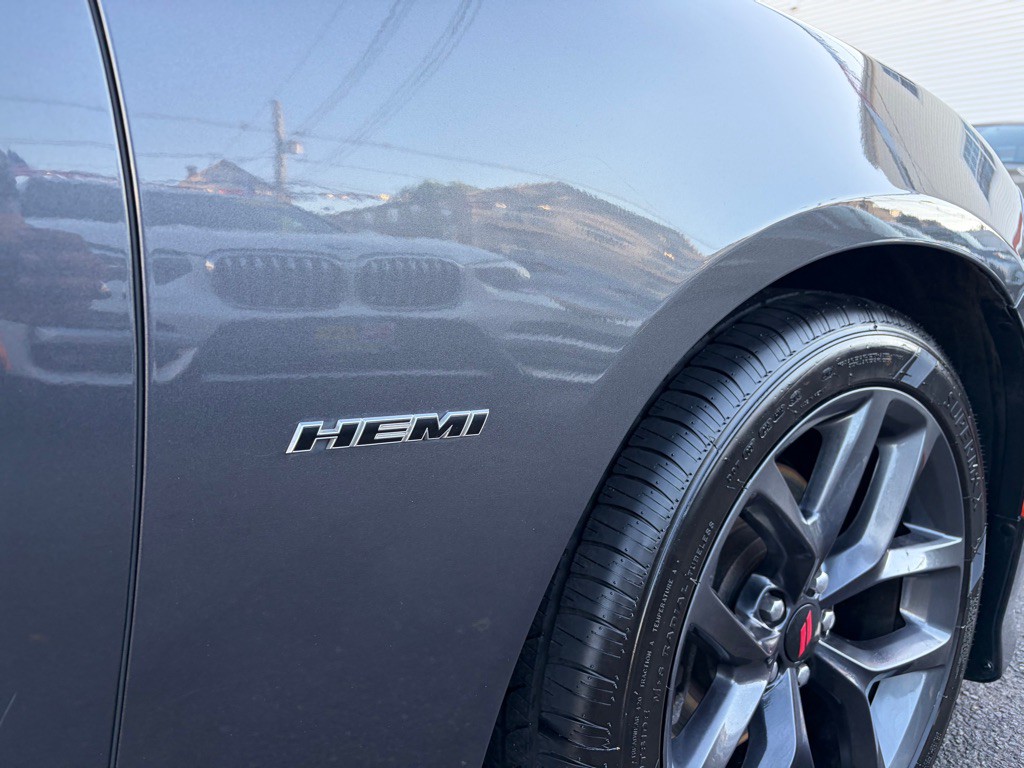 2019 Dodge Charger Image 9