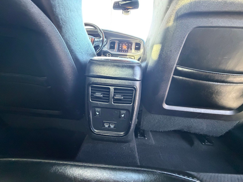 2019 Dodge Charger Image 29