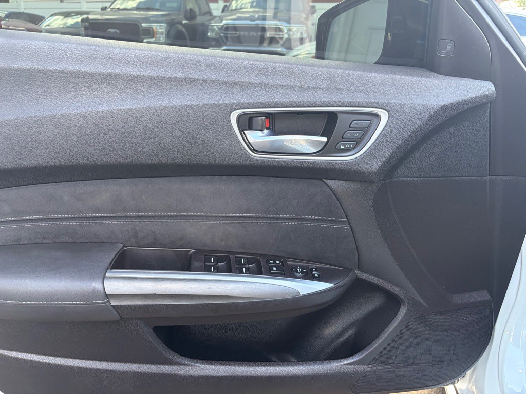 2018 Acura TL Image 16