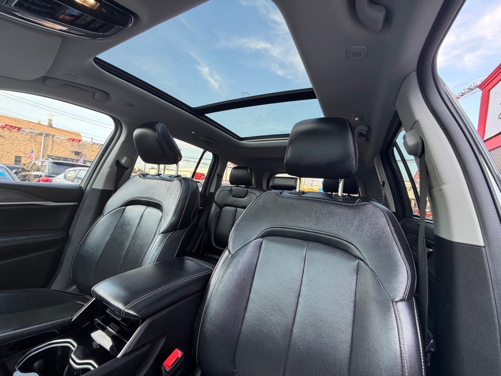 2022 Jeep Grand Cherokee Image 19
