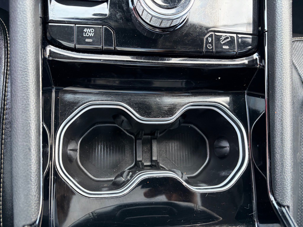 2022 Jeep Grand Cherokee Image 30