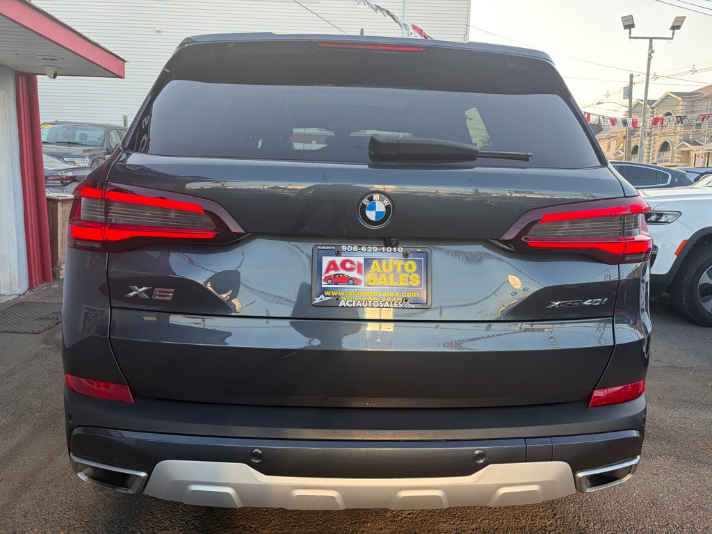 2022 BMW X5 Image 6