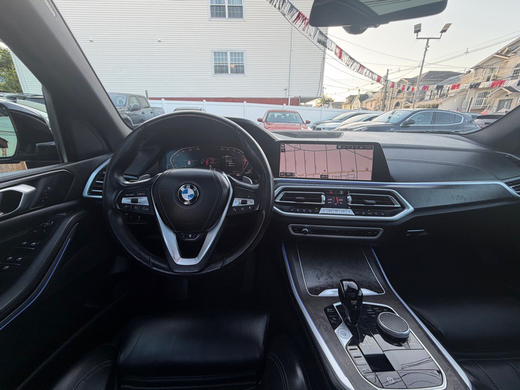 2022 BMW X5 Image 18