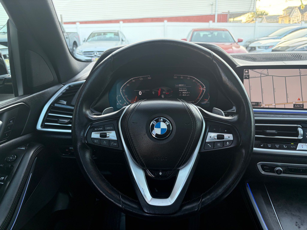 2022 BMW X5 Image 19