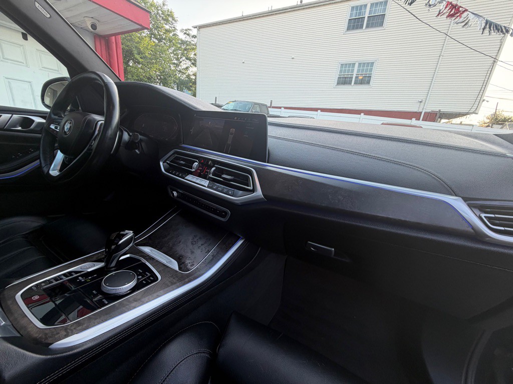 2022 BMW X5 Image 31