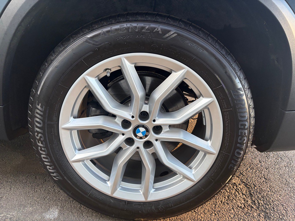 2022 BMW X5 Image 43