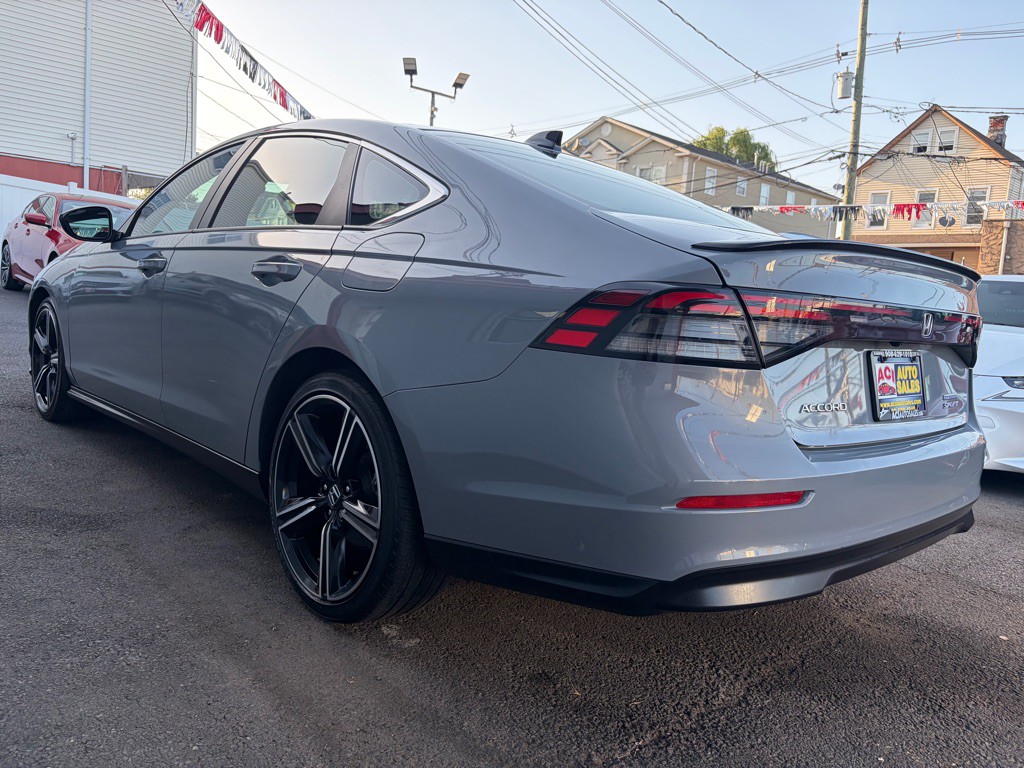 2023 Honda Accord Image 5