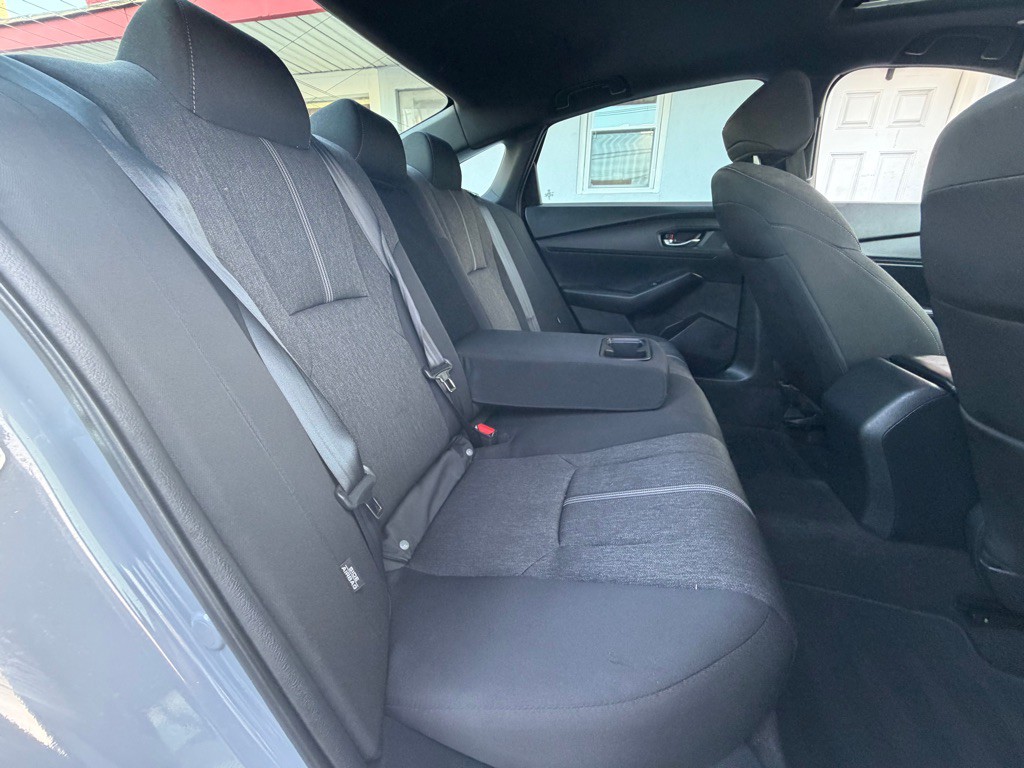 2023 Honda Accord Image 31