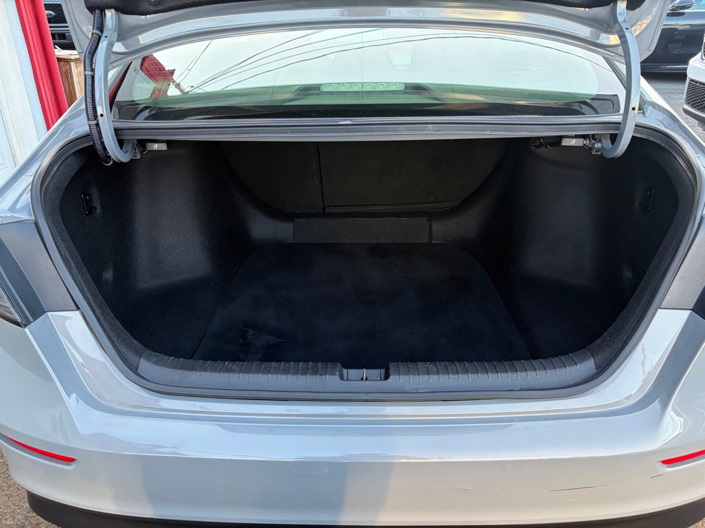 2023 Honda Accord Image 32