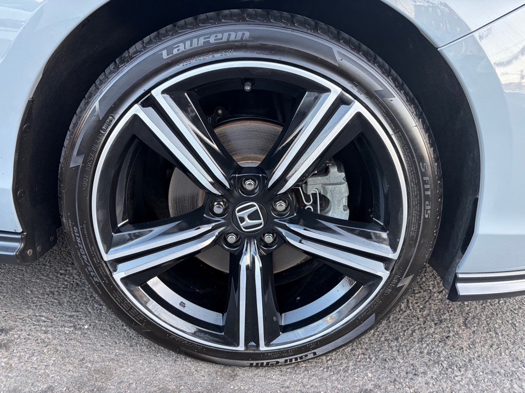 2023 Honda Accord Image 35