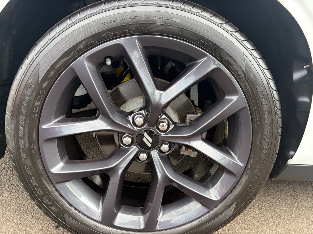 2019 Dodge Challenger Image 35