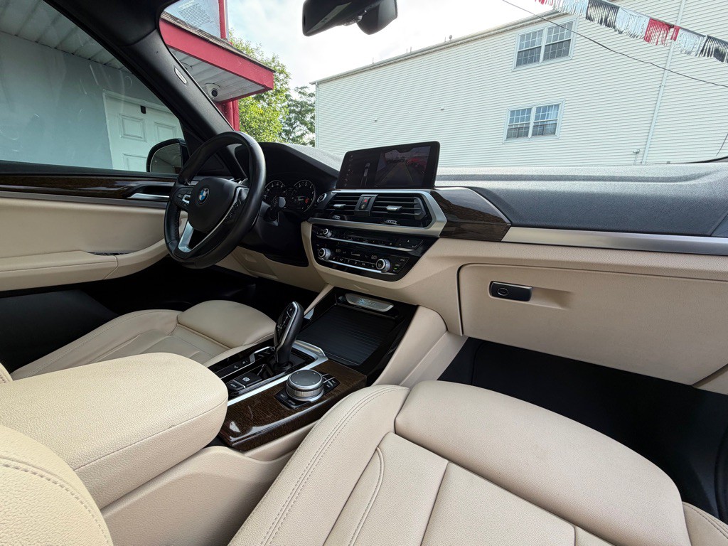 2019 BMW X3 Image 32