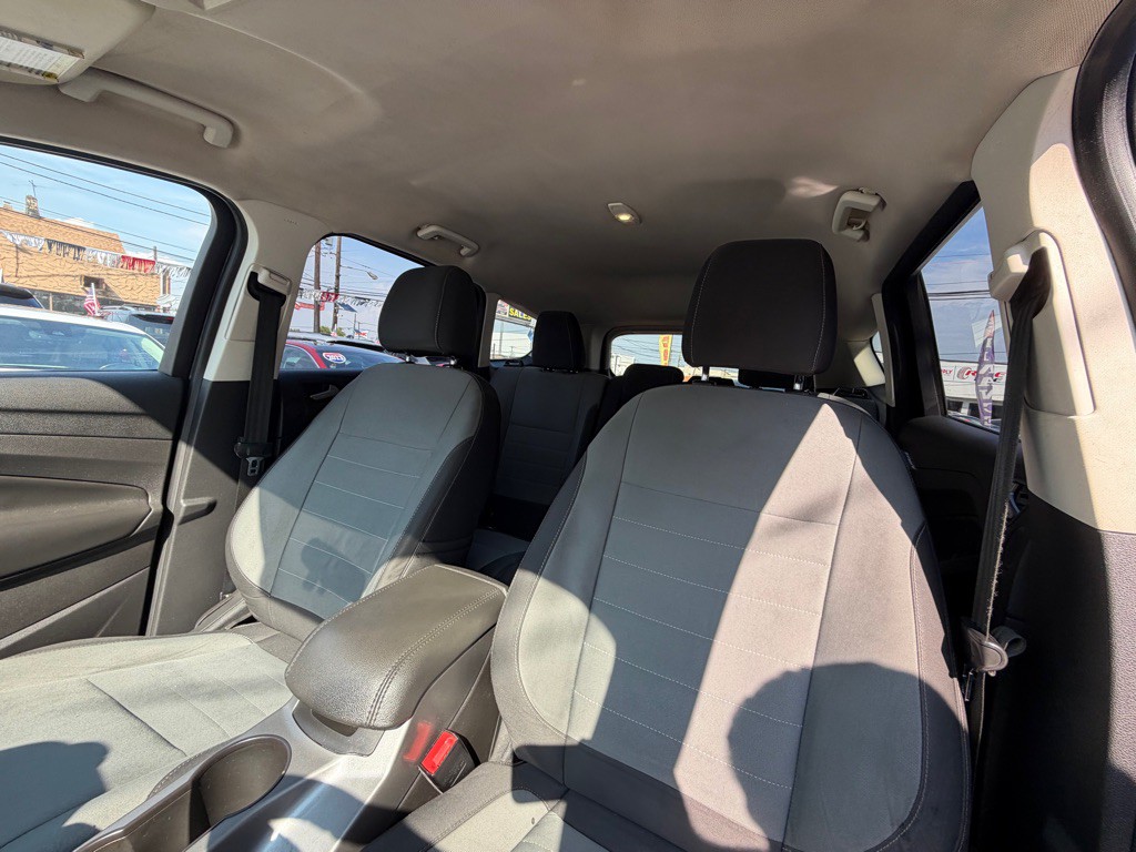 2016 Ford Escape Image 13