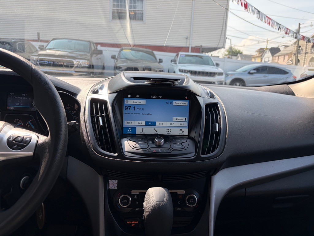 2016 Ford Escape Image 17