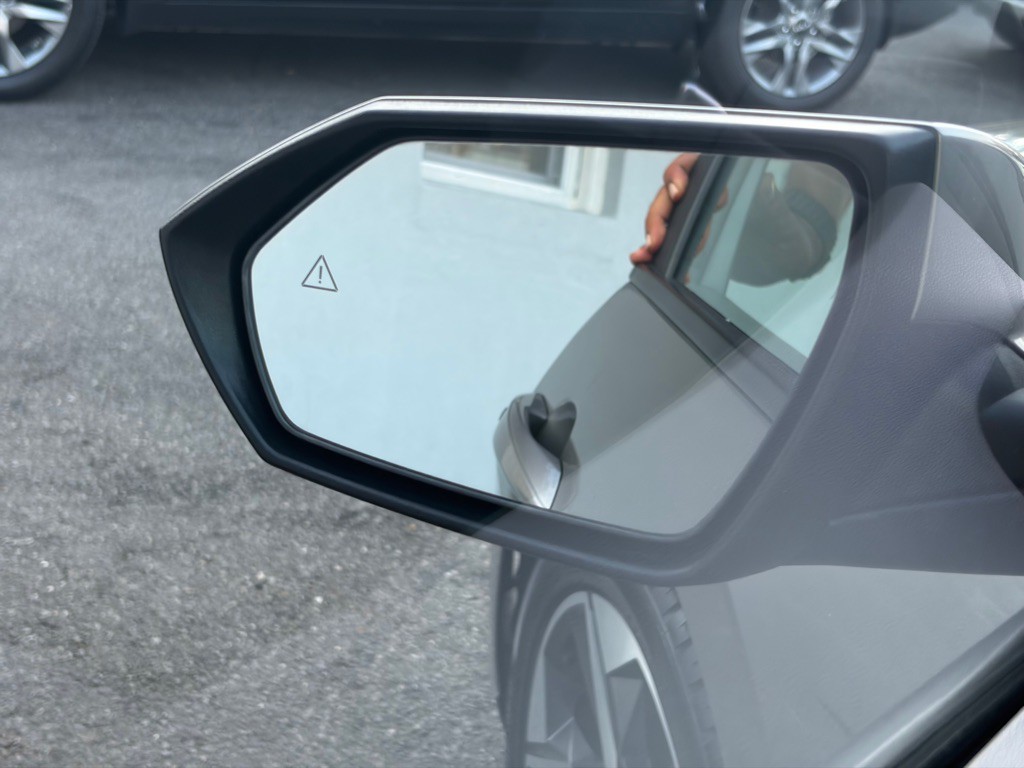 2023 Hyundai Elantra Image 10