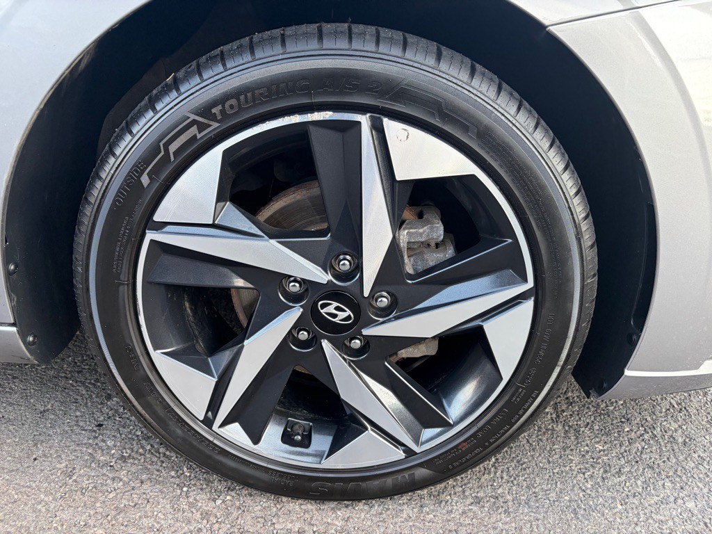 2023 Hyundai Elantra Image 29