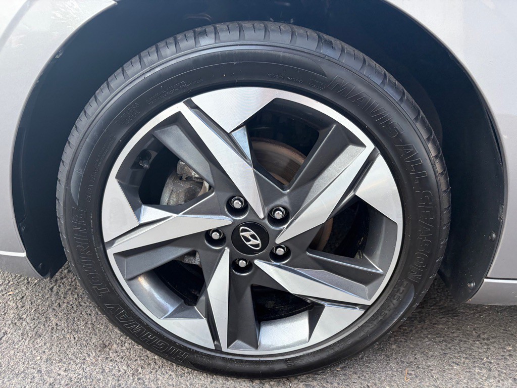 2023 Hyundai Elantra Image 30