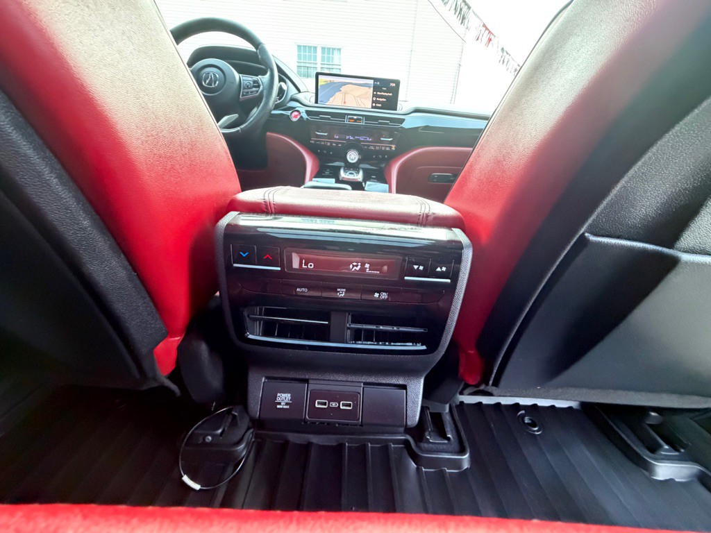 2022 Acura MDX Image 35