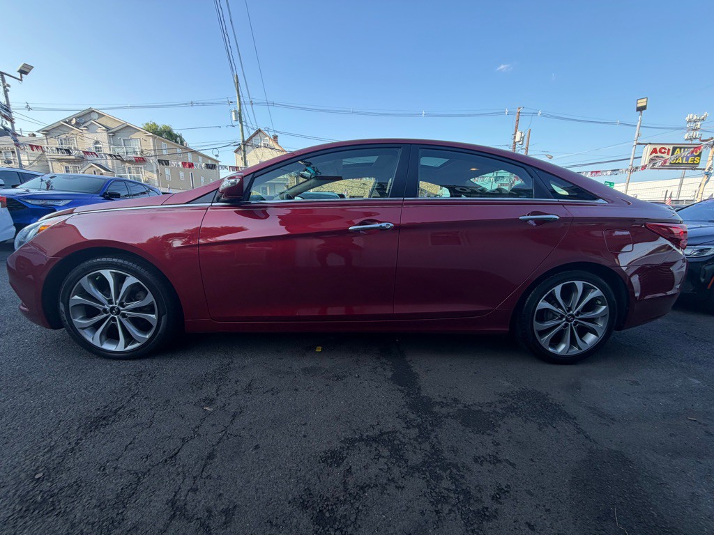 2013 Hyundai Sonata Image 4