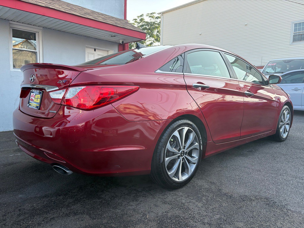 2013 Hyundai Sonata Image 7