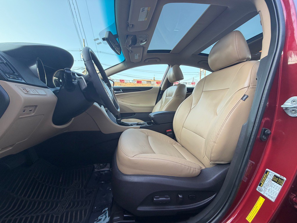 2013 Hyundai Sonata Image 13